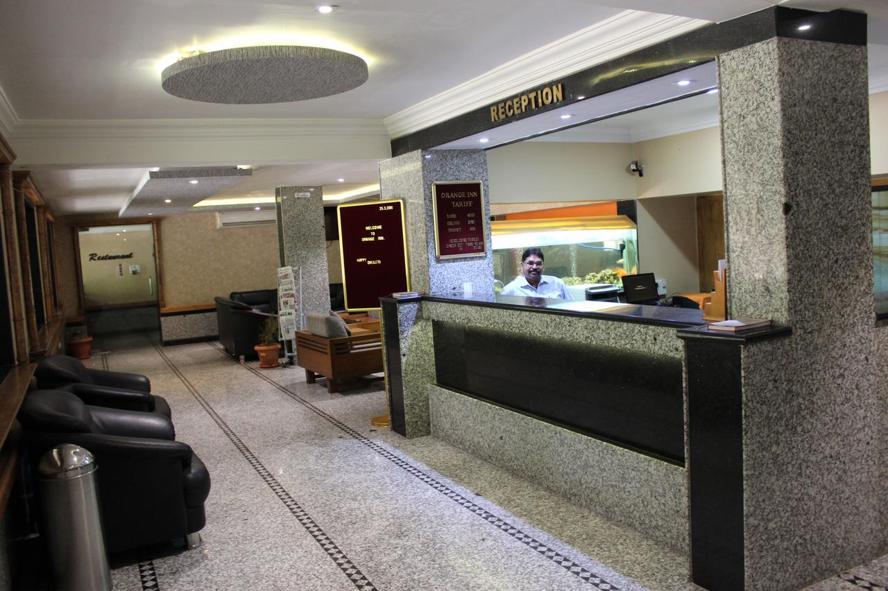 Hotel Orange Inn Sarkhej Bagian luar foto
